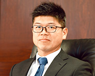 ir_president 代表取締役社長 岩崎裕文